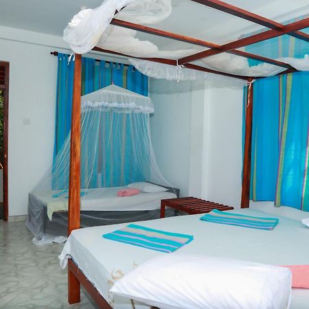 Bed and Breakfast Panorama Rock Cafe à Tangalle Extérieur photo