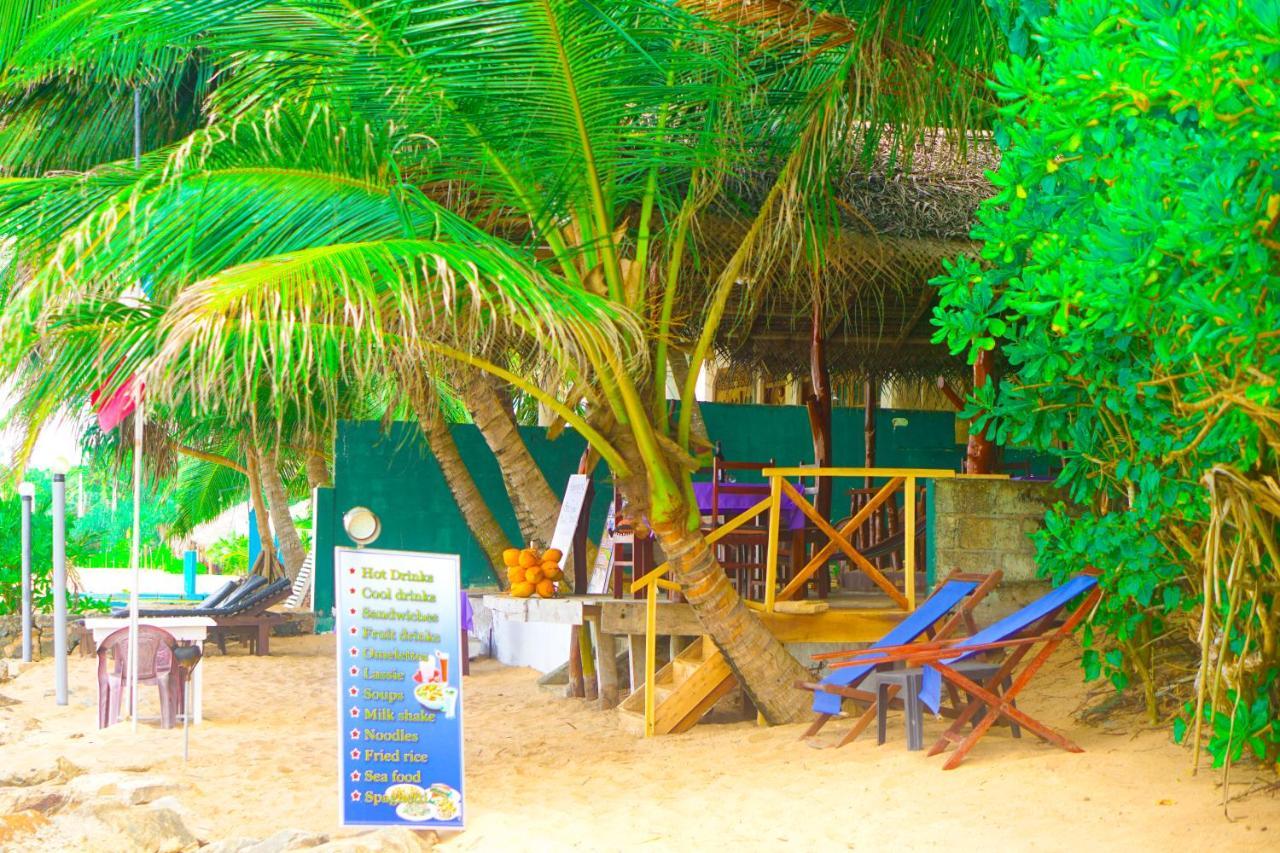 Bed and Breakfast Panorama Rock Cafe à Tangalle Extérieur photo